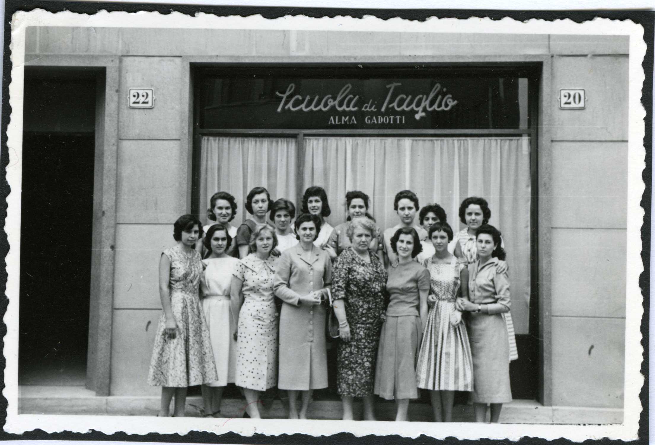 scuola di moda gadotti moda design trento