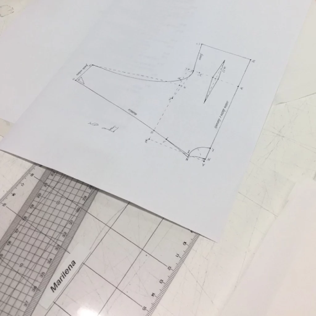 Corso Busto secondo livello scuola Gadotti Moda e Design Trento